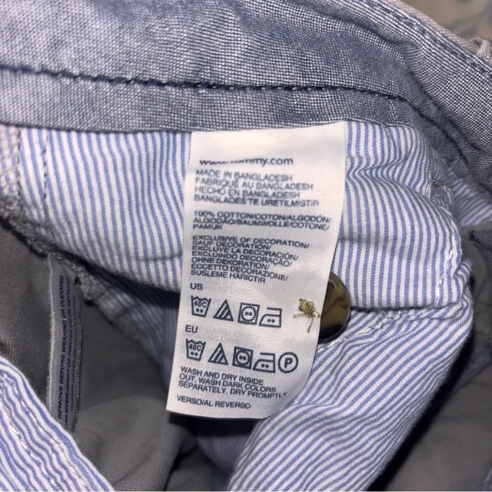 Tommy Hilfiger Custom Fit Gray Chino Pants Mens 32x32 Cotton Flat Front